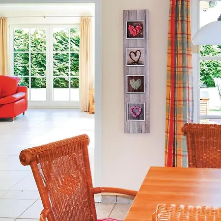 2 Bedroom Amazing In Ahrenshagen Ot * Tribohm